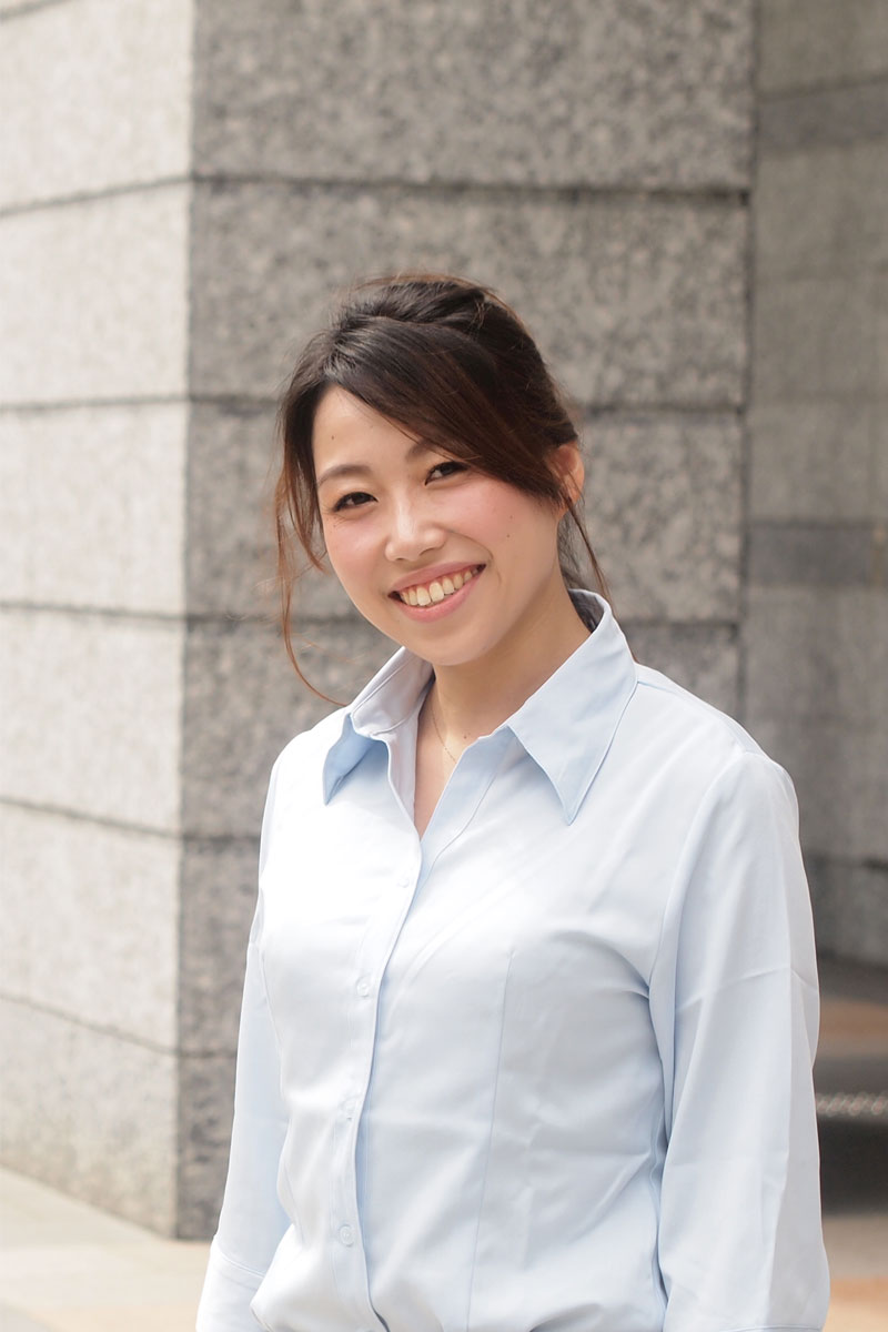 彩さん